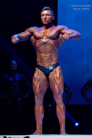 CLASSIC PHYSIQUE +178